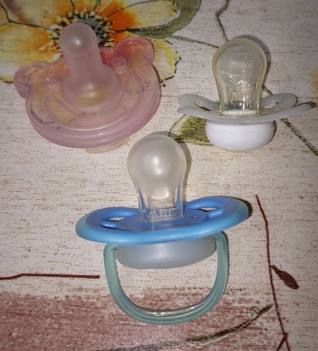 Бутылочки и соски фирменные