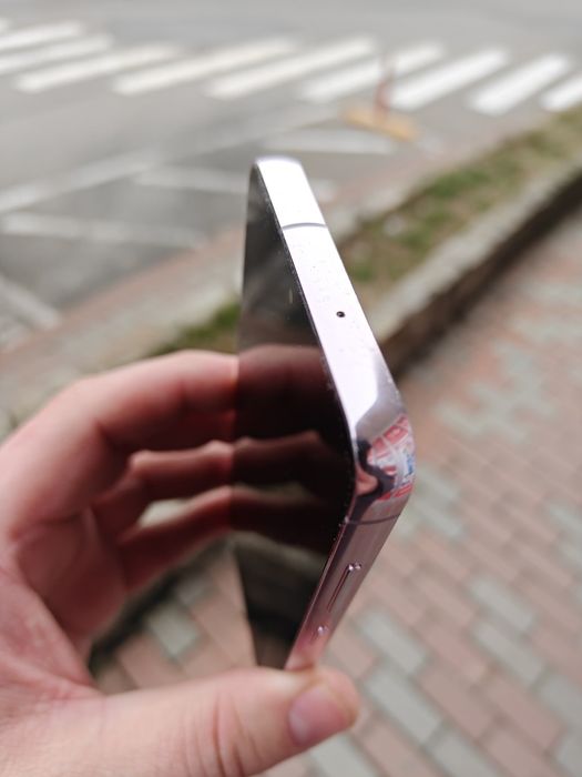 Vând sau Schimb Samsung Galaxy s23 5G. 256GB Lila