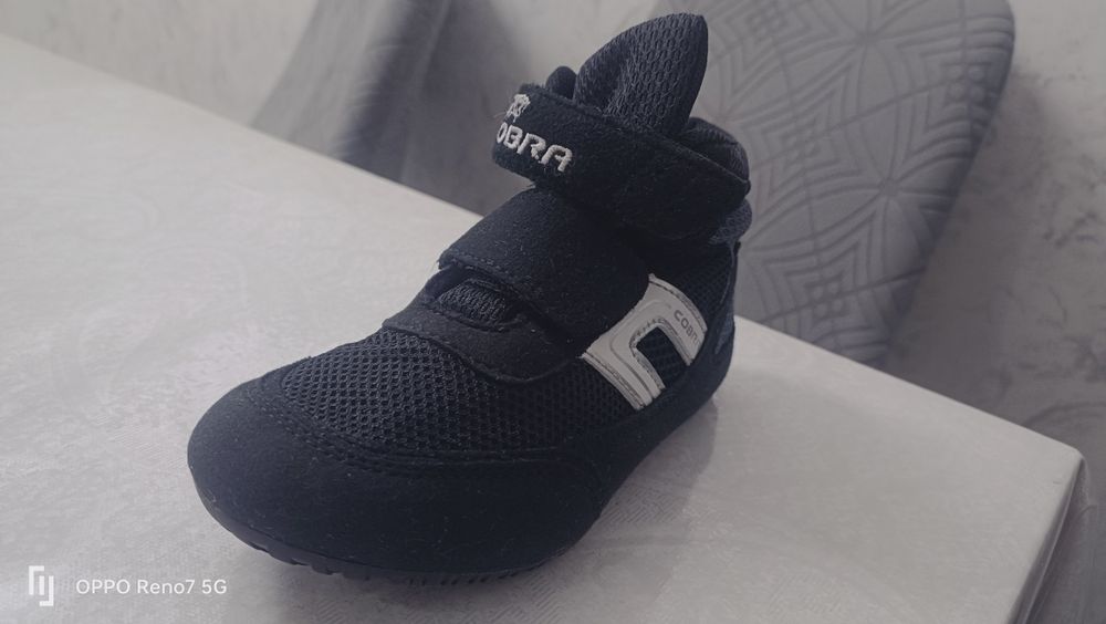 Продам борцовки детские