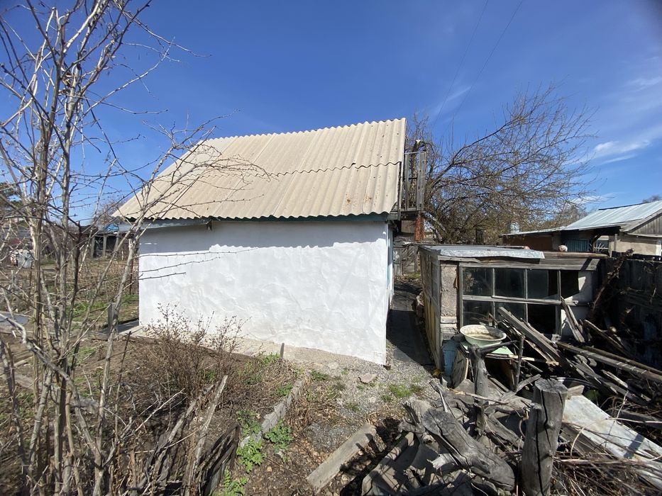 Продается дача , в Районе Сортировки Общество ромашка