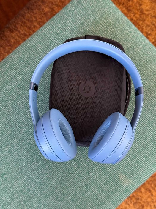 Безжични слушалки Apple Beats Solo 4 – като нови, използвани 3 пъти