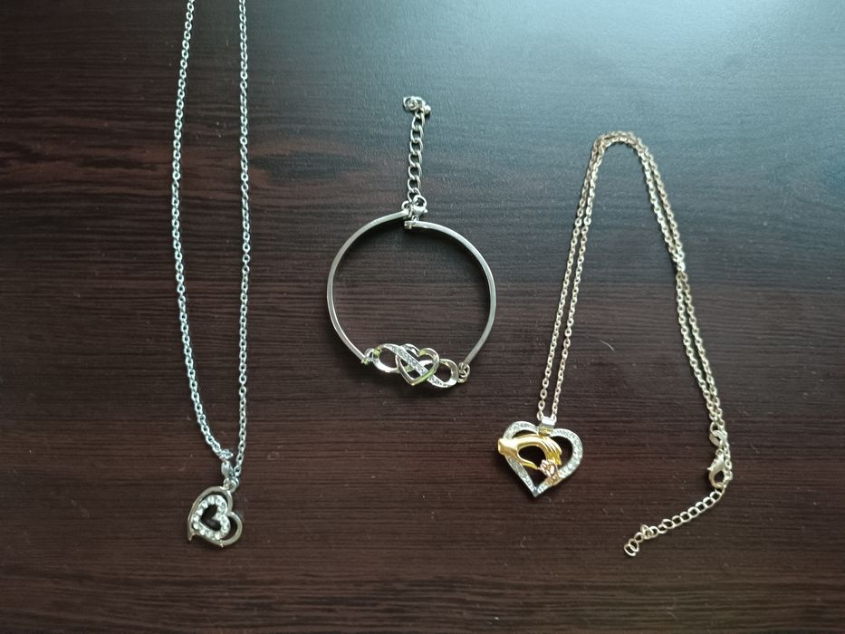 Верижки от Медицинска стомана