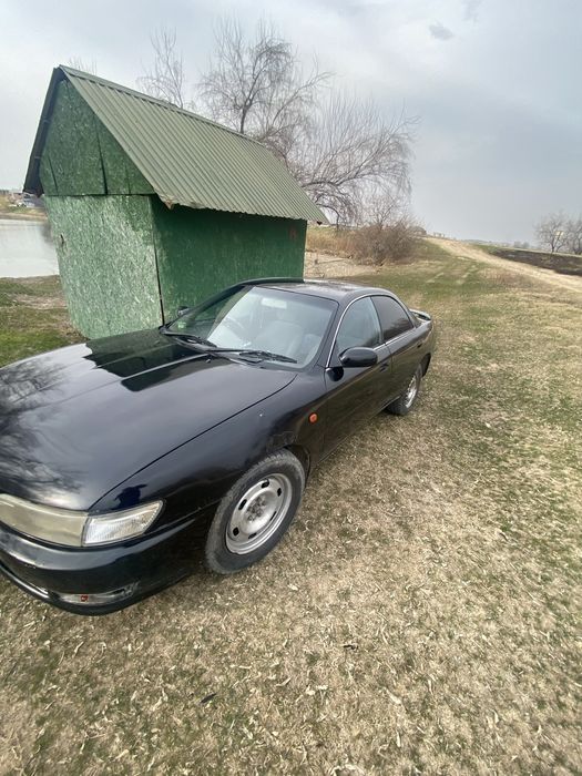 Тайота карина ED