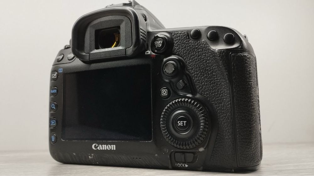 Canon 5D Mark4  24-105 korobka документ