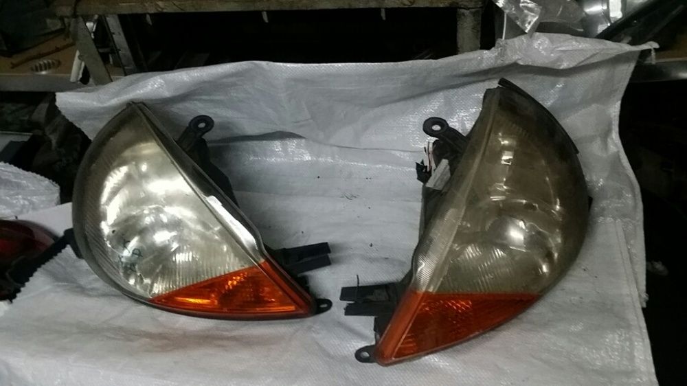 Ford Ka - оригинални фарове