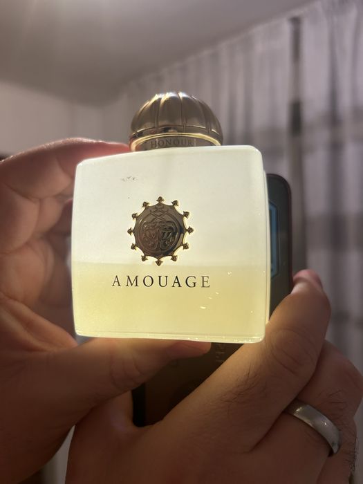 Продам парфюмы оригиналы