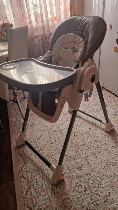 Детский стул для кормления
