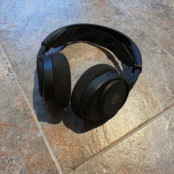 Casti gaming cu fir SteelSeries Arctis Nova 3 pentru PC, Xbox, PS4|5