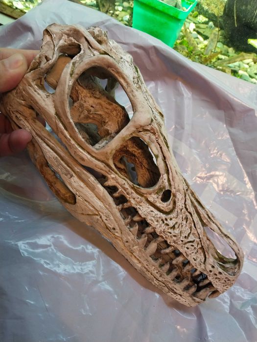 Декор череп для аквариума