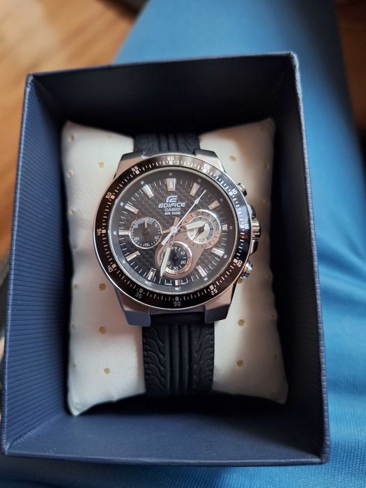 Часовник Casio Edifice EF-552-1AVEF