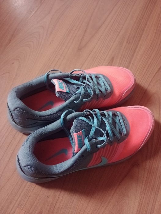 Adidași Nike originali