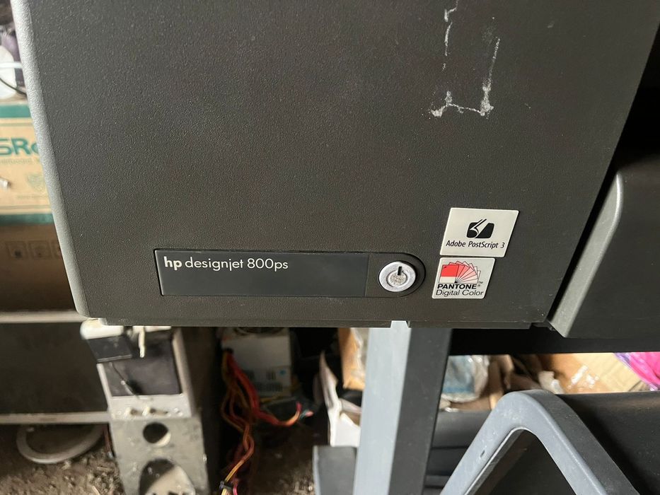Продам плоттер HP designjet 800ps