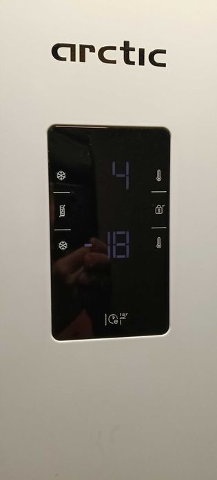 Vand combina frigorifica Arctic