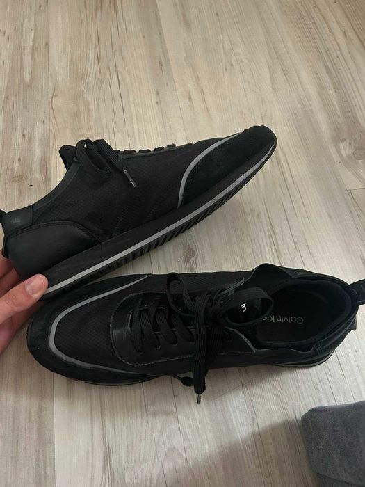 Продавам оригинални Calvin Klein обувки