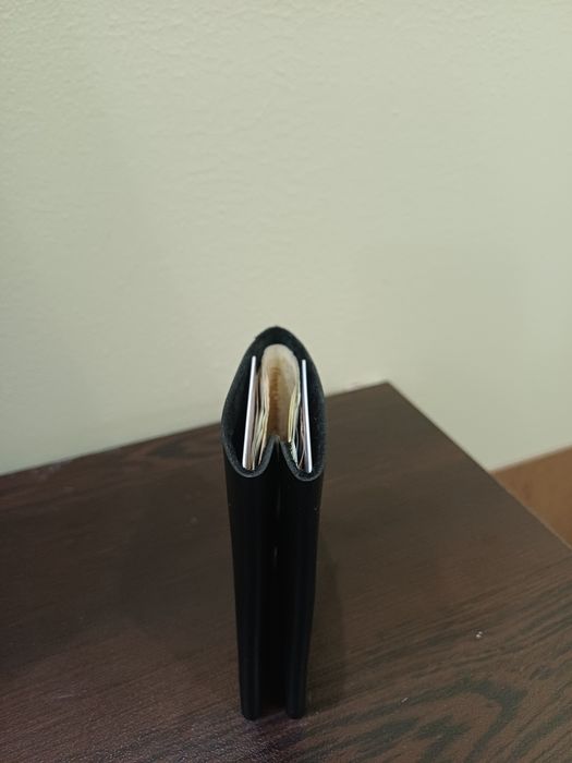 Портфейл от естествена кожа