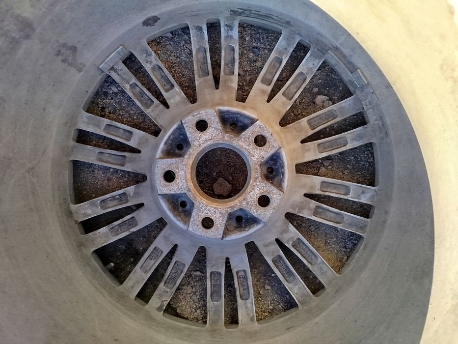 Диски для БМВ r18