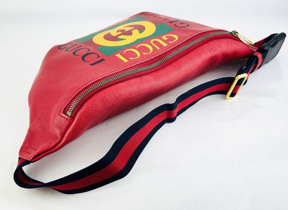 Нова чанта Gucci Print Small Leather Belt Bag Red 100% Оригинална