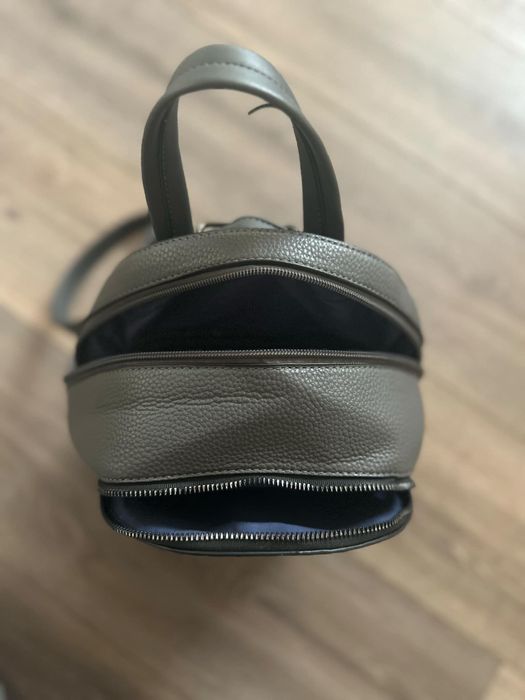 Сива дамска раница