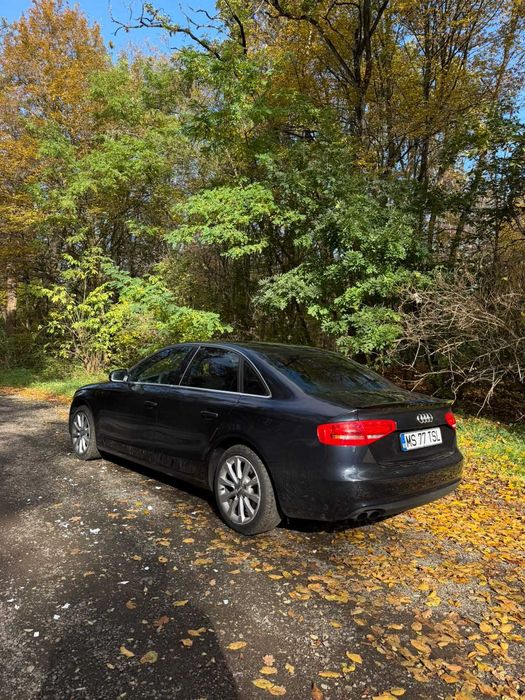 AUDI A4 0 — imagine 2