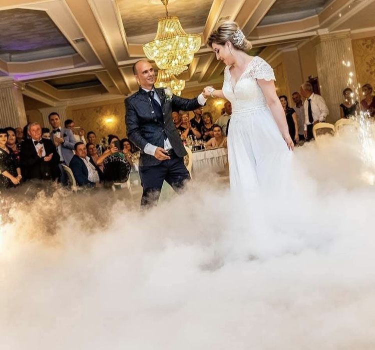Fum greu & baloane cu fum - Dansul mirilor