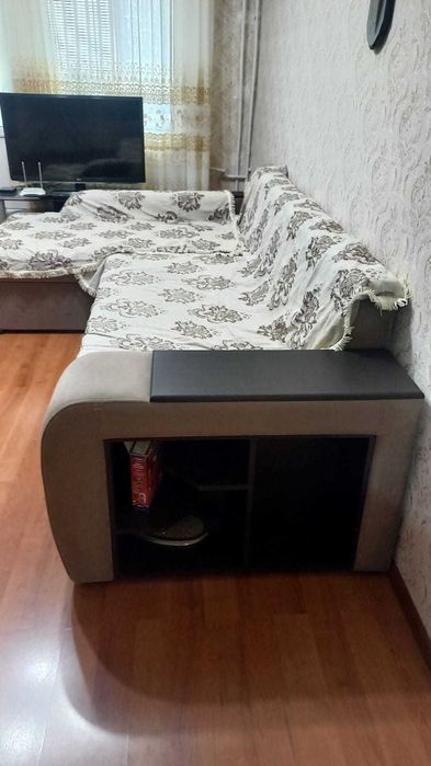 Диван угловой!!!