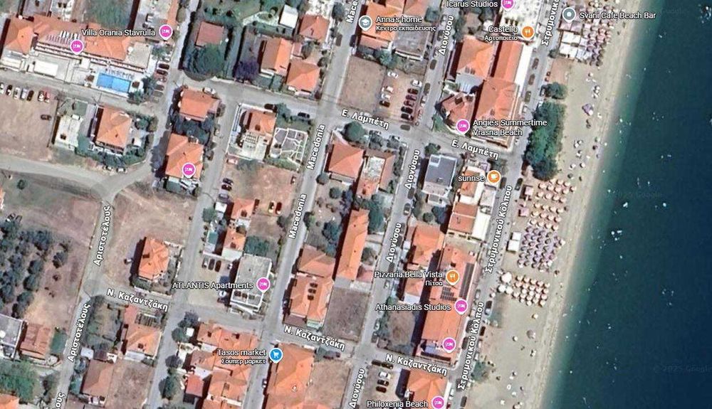 Продава се ТОП парцел 300 м2 до морето и до центъра в Паралия Врасна, Гърция