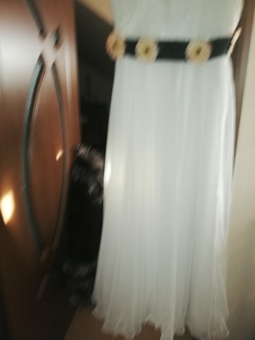 Vand rochie de ocazie