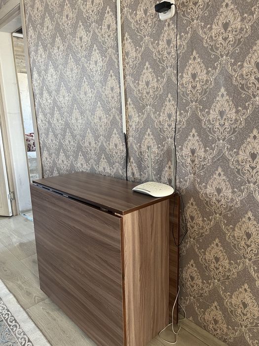 Продаю стол раздвижной