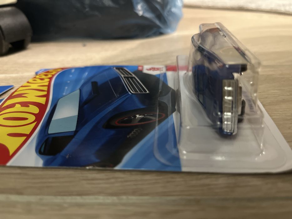 Машинки хот вилс оригинальные