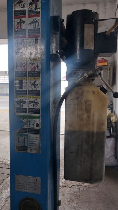 Ворота и подъёмник на сто