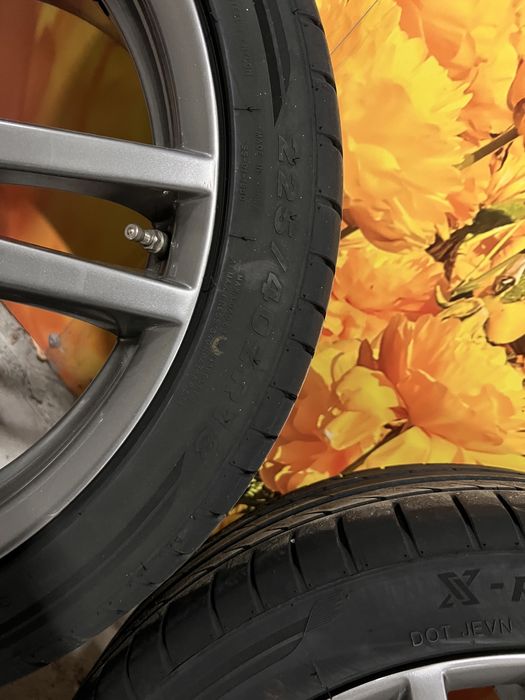 Seat OEM RONAL 18” original 5x100