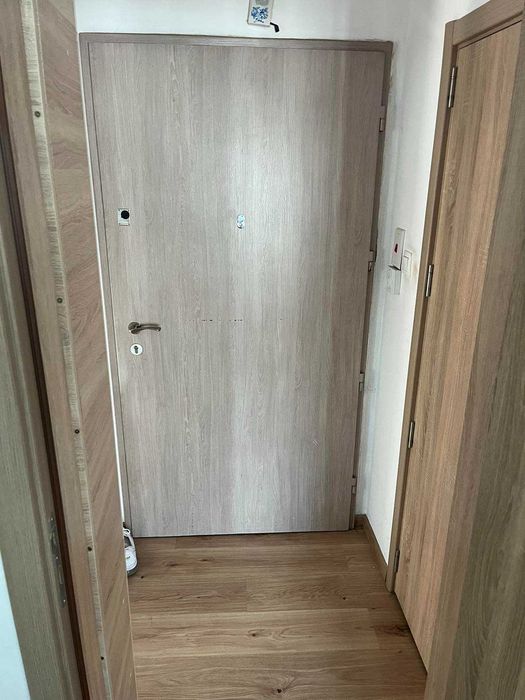 Дава се под наем Многостаен апартамент в Благоевград, Ален мак - 97 кв.м за 663 € - Снимка #1