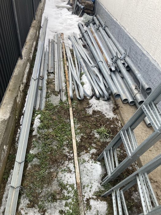 Продам оцинкованные трубы и угольники