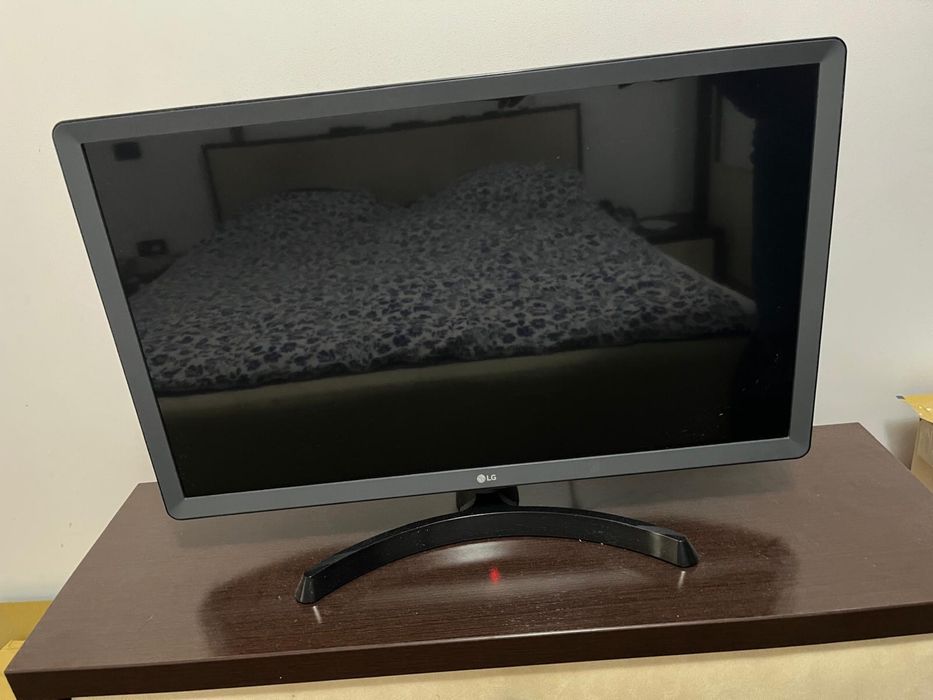 Vand televizor smart LG diagonala 70 cm