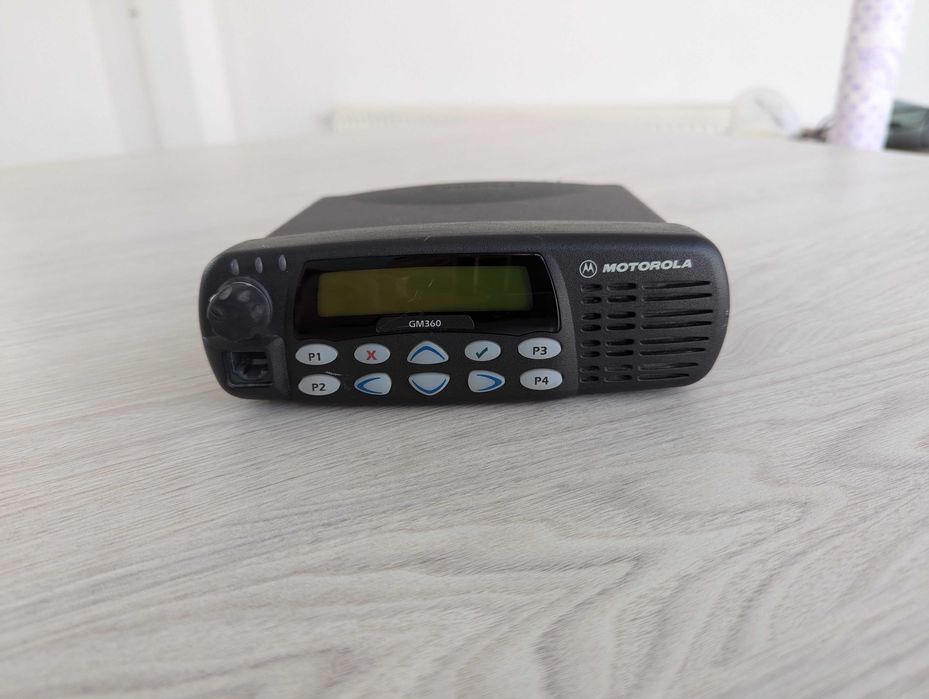 Statie taxi Motorola GM360 gcn6120c VHF 136–174 MHz UHF 403–470 MHz