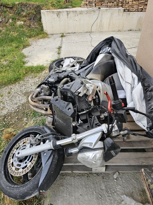 Suzuki GSR 600 за части