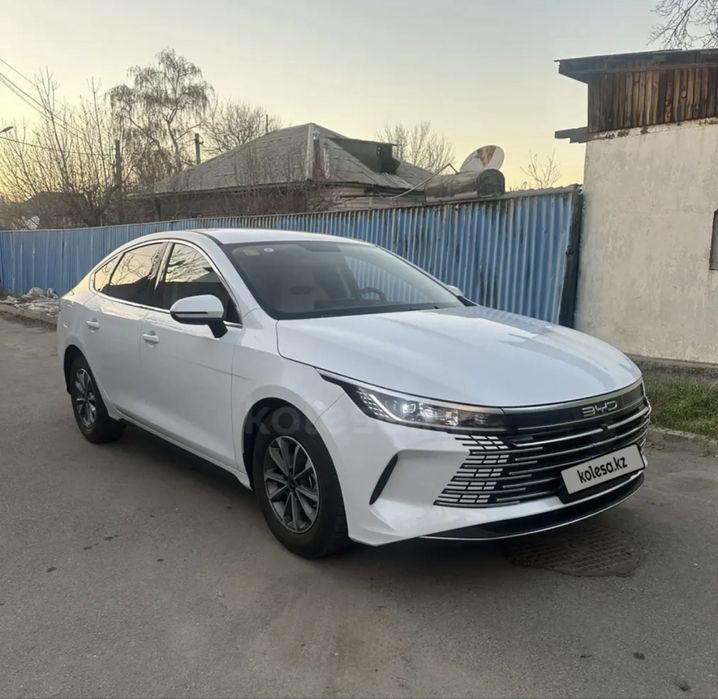 BYD Destroyer 05 DM-i (plug-in hybrid)