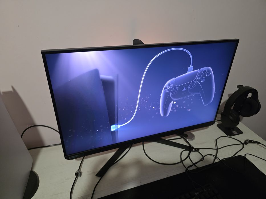 Samsung Odyssey G7 28" 4K 144Hz IPS геймърски монитор (S28AG700)