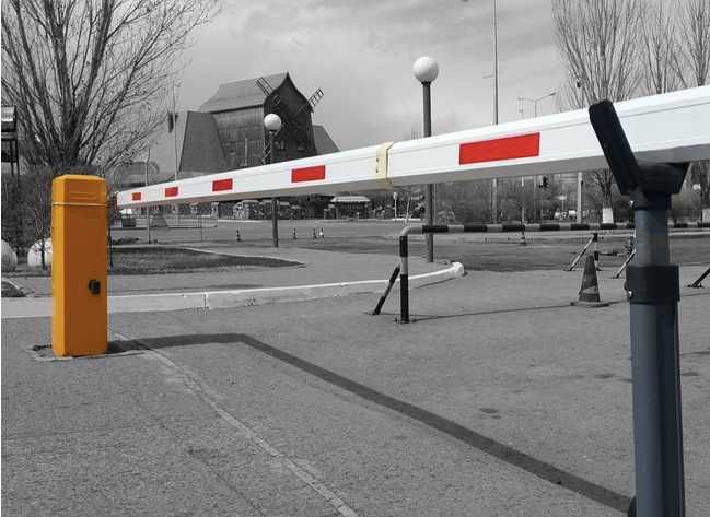 Шлагбаум автоматический (стрела 6м)