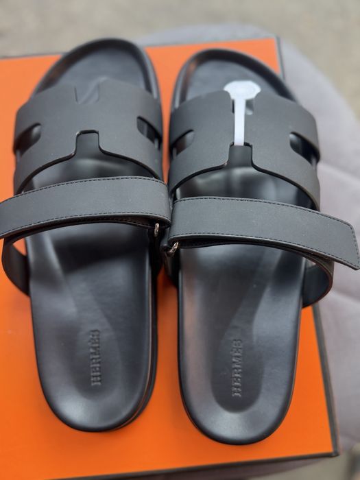 Papuci Hermes noi