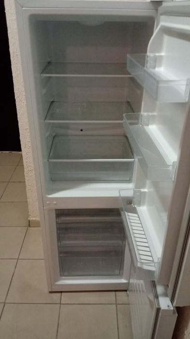 Холодильник в хорошем состоянии