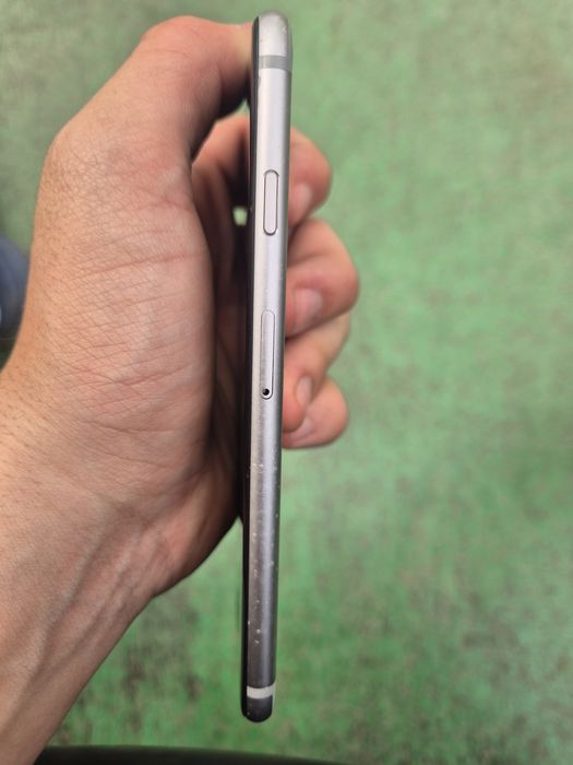 iPhone 6 в хорошем состоянии