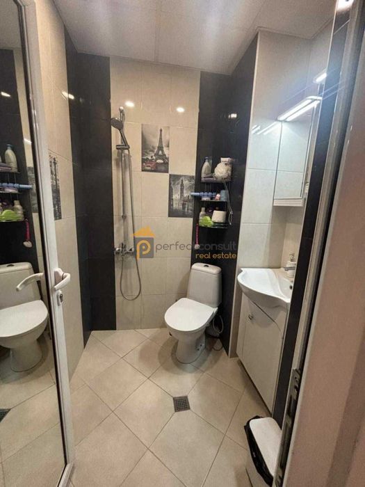 Продава се Тристаен апартамент в Пловдив, Кършияка - 50 кв.м за 2020 €/кв.м - Снимка #8