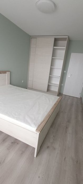 Отдава под наем двустаен апартамент