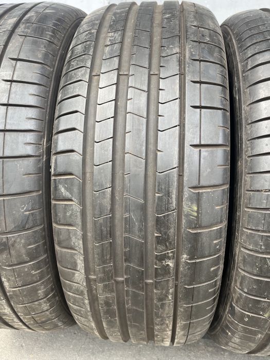 4 бр. летни гуми 255/55/19 Pirelli 6-6,5 mm DOT 5218
