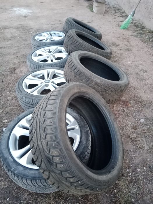 Продам шины р17 зима лето