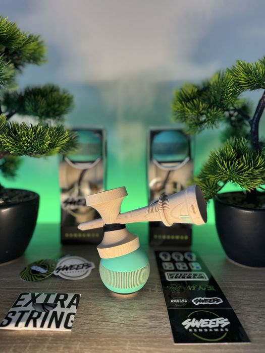 Kendama Broken Bones Mint Green Kendama Broken Shape Antiskid2.0Sweets