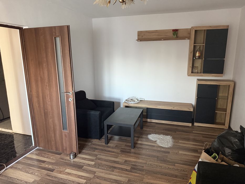 Apartament Gorjlui la 3 min de metrou