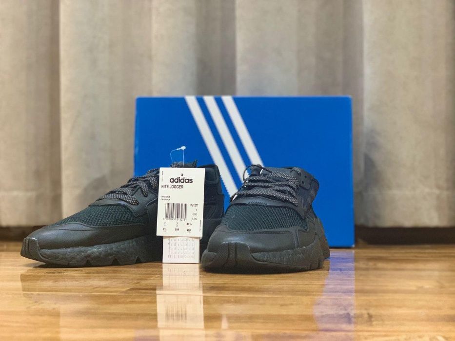 Мужские кроссовки Adidas Nite Jogger  РАЗМЕР 40,41