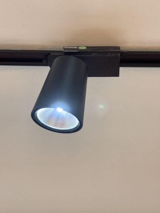 Поворотный светильник TEKLED